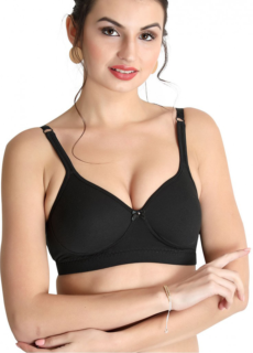 Model in black full-coverage bra – lingerie ecommerce photography